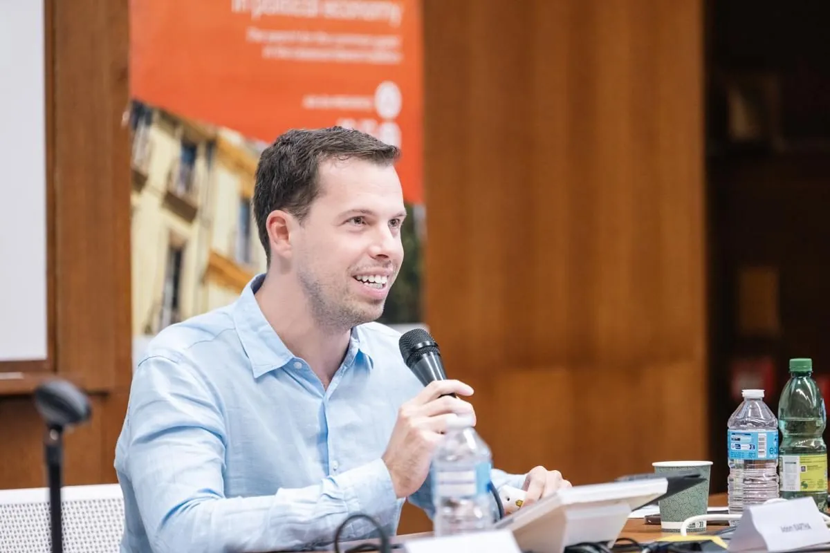 Speaking at the IES-Europe Summer Academy