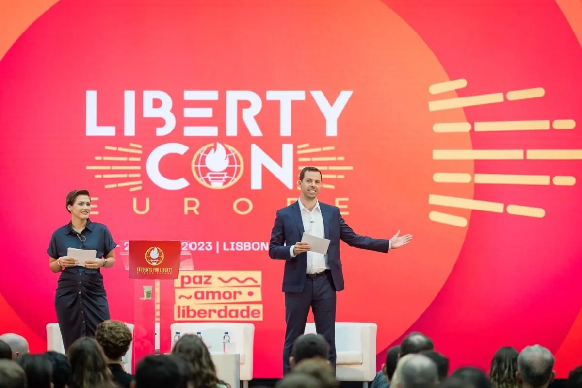 On stage at LibertyCon Europe in Lisbon